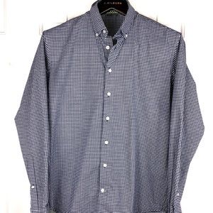 TASC Performance Men’s Checkered Button Down Long Sleeve Small